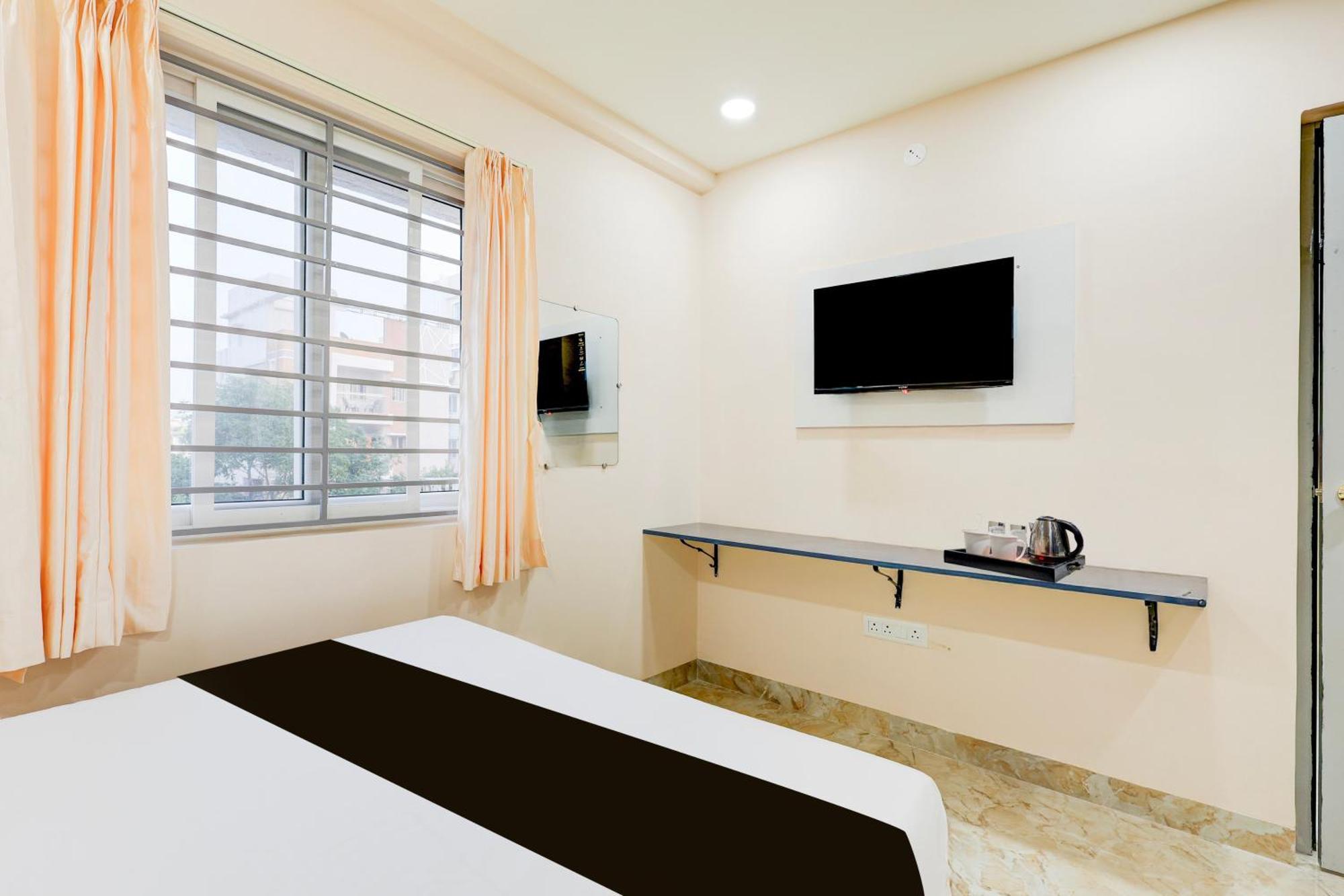 Super Townhouse Mvp Sector With Kailasagiri Hill View Pedda Waltair 외부 사진