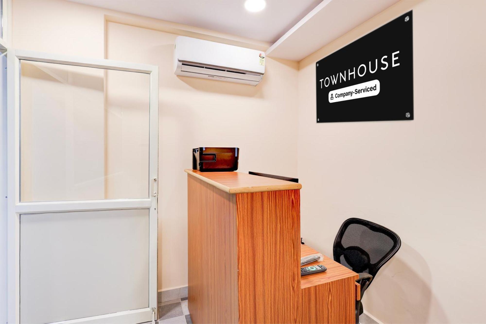 Super Townhouse Mvp Sector With Kailasagiri Hill View Pedda Waltair 외부 사진