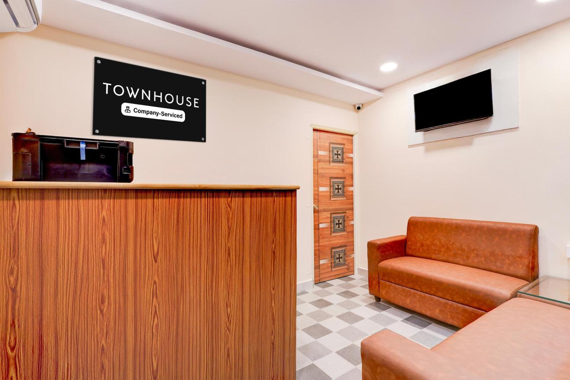Super Townhouse Mvp Sector With Kailasagiri Hill View Pedda Waltair 외부 사진